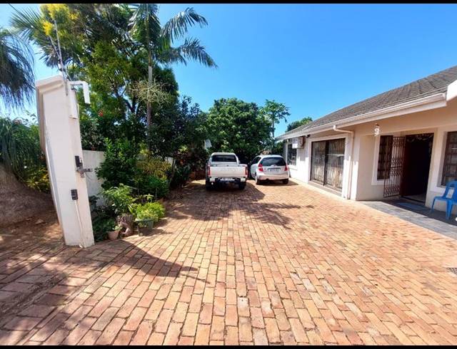 5 BEDROOM HOUSE FOR SALE IN RESERVOIR HILLS